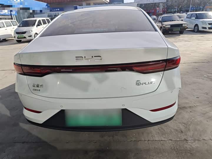 Фото 6 - BYD Qin Plus