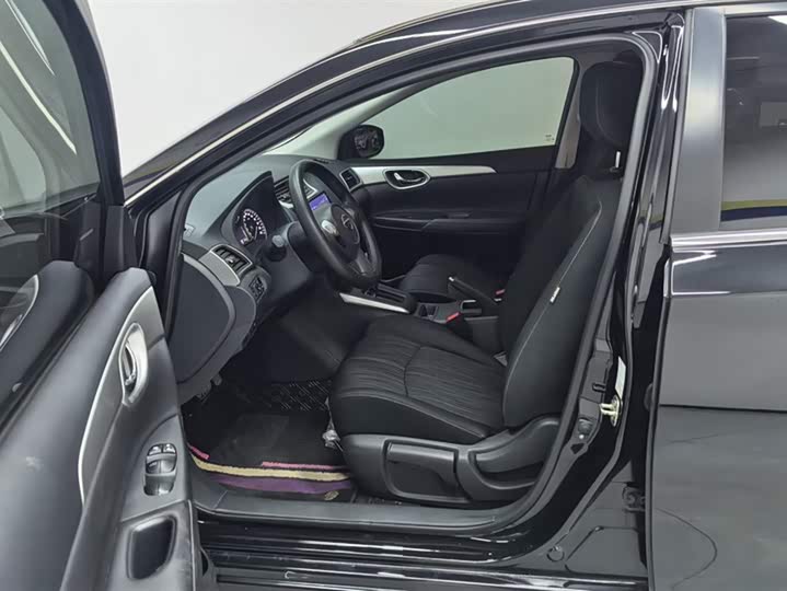 Фото 9 - Nissan Sylphy