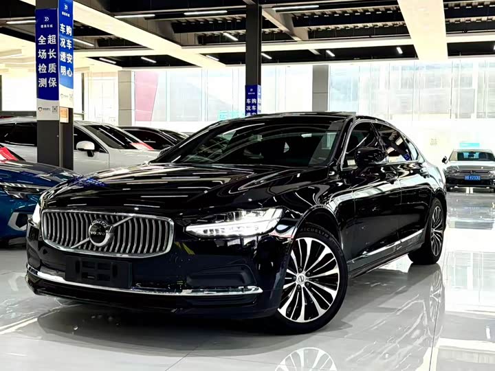 Фото 1 - Volvo S90