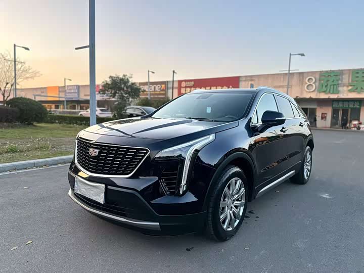 Фото 1 - Cadillac XT4
