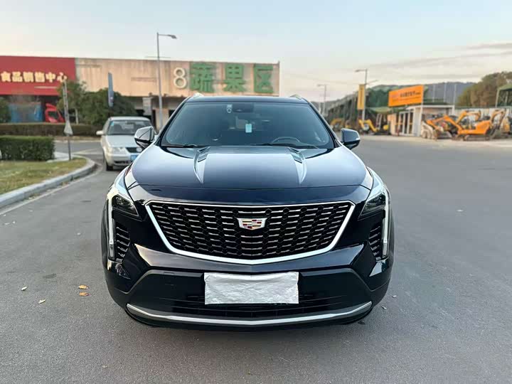 Фото 2 - Cadillac XT4