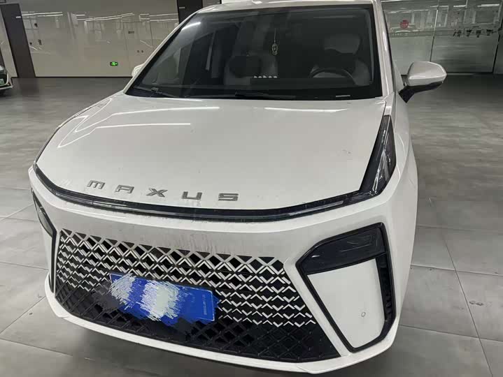 Фото 1 - Maxus G70