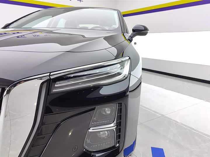 Фото 5 - Hongqi H5