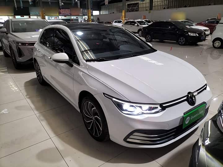 Фото 4 - Volkswagen Golf