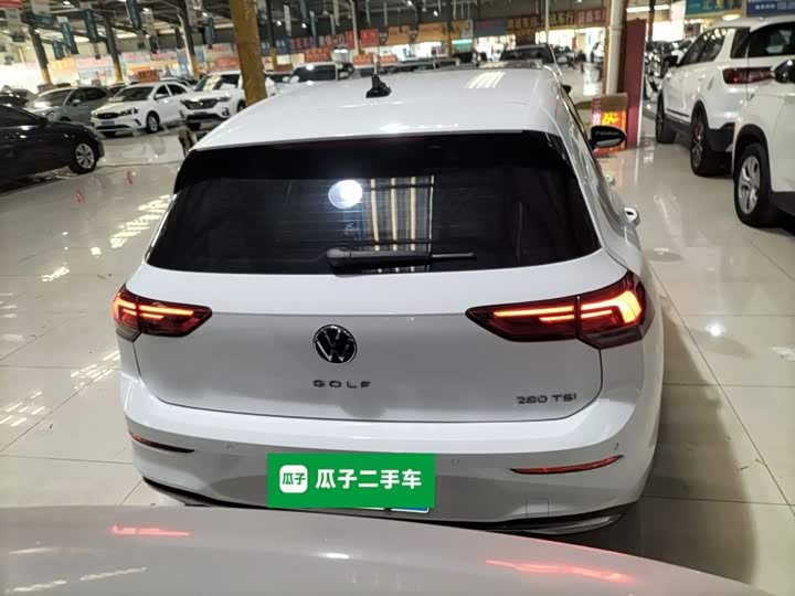 Фото 6 - Volkswagen Golf