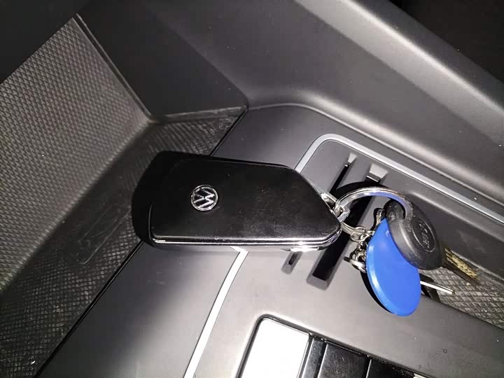 Фото 9 - Volkswagen Golf