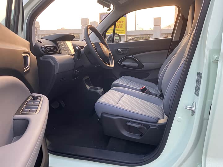 Фото 9 - Leapmotor T03