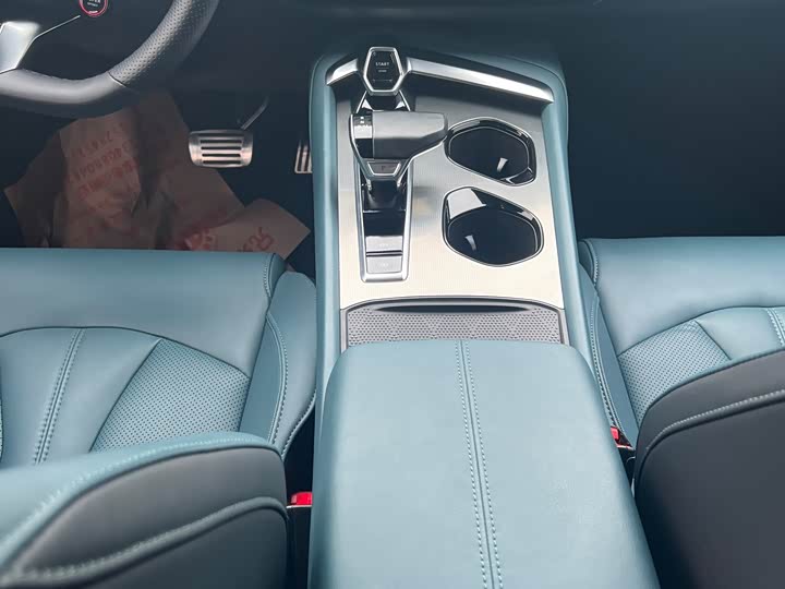 Фото 8 - MG Motor 7