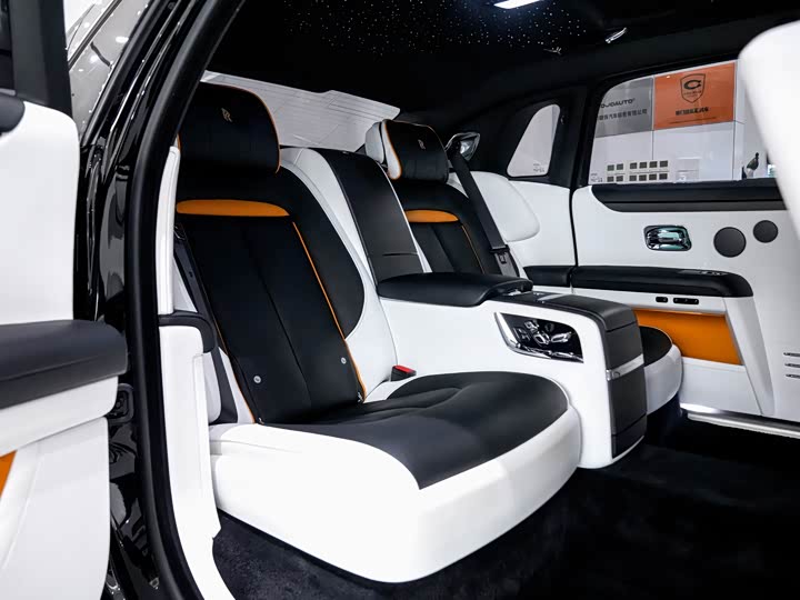 Фото 9 - Rolls-Royce Ghost