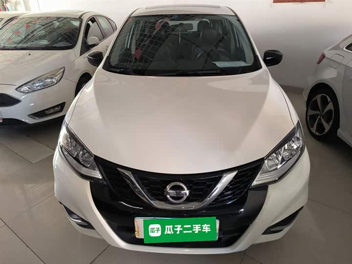 Фото 3 - Nissan Tiida