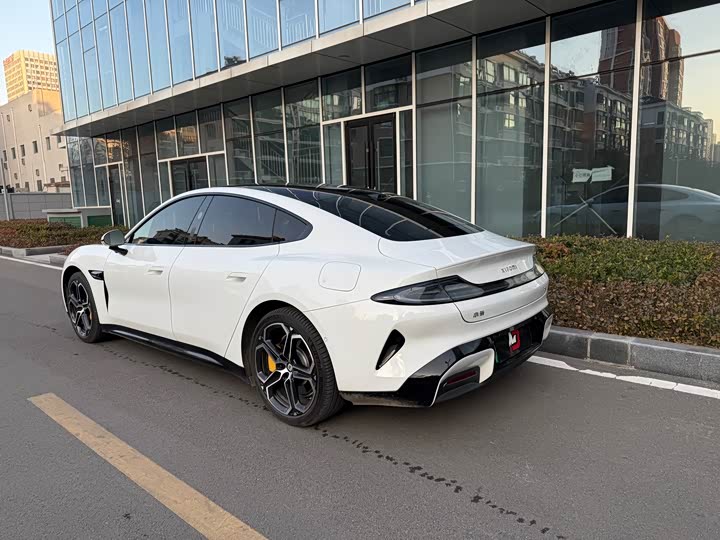 Фото 7 - Xiaomi SU7