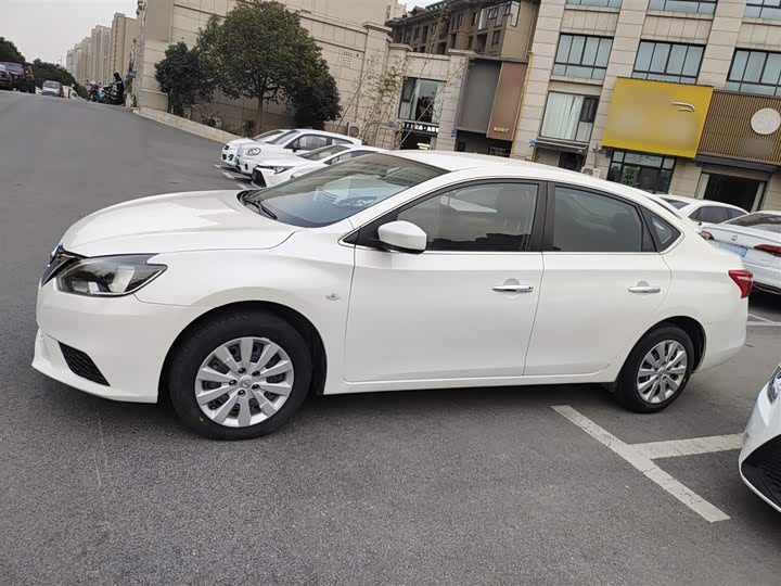 Фото 5 - Nissan Sylphy