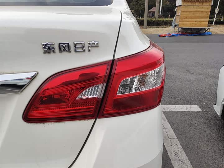 Фото 8 - Nissan Sylphy