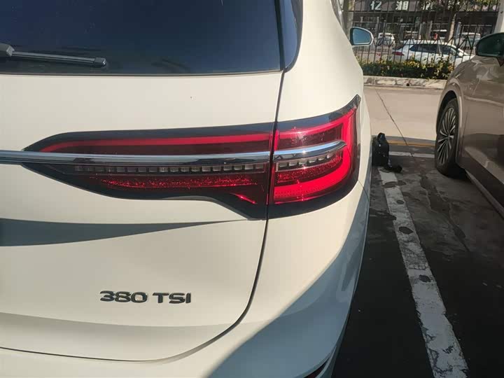 Фото 8 - Volkswagen Viloran