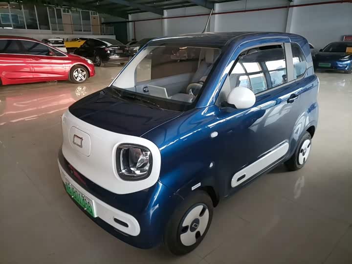 Фото 1 - Bestune Pony