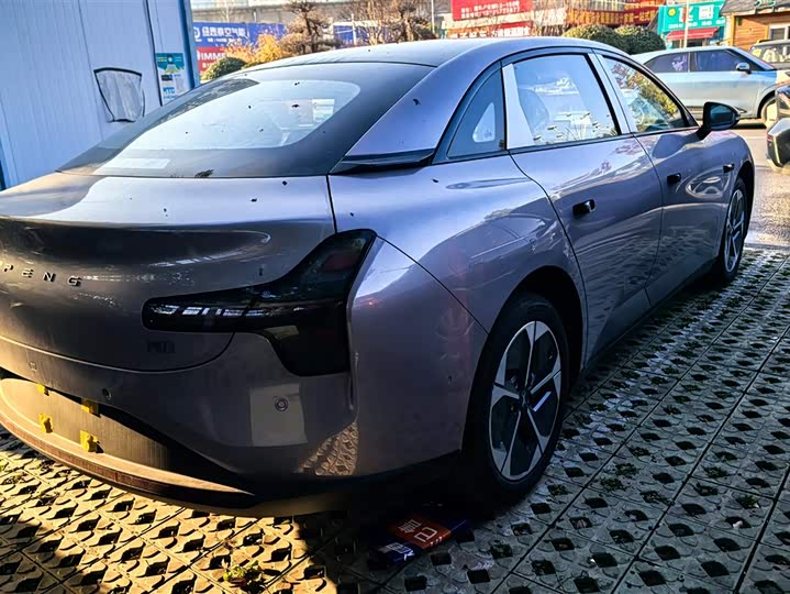 Фото 3 - XPeng Mona M03