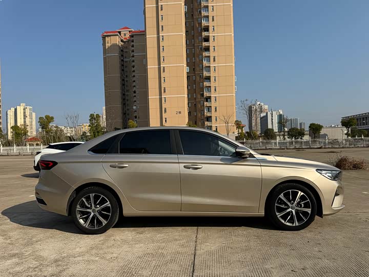 Фото 5 - Geely Emgrand