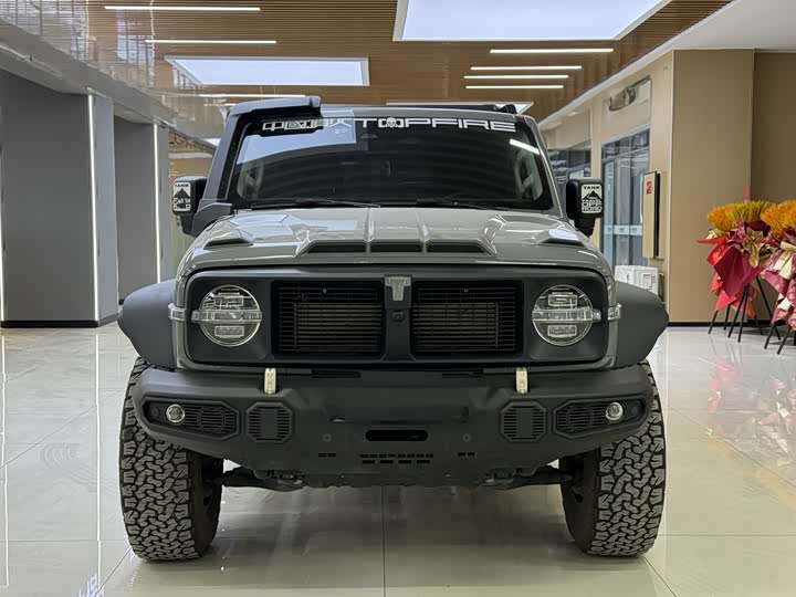 Фото 2 - Tank 300