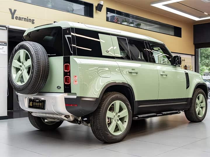 Фото 4 - Land Rover Defender