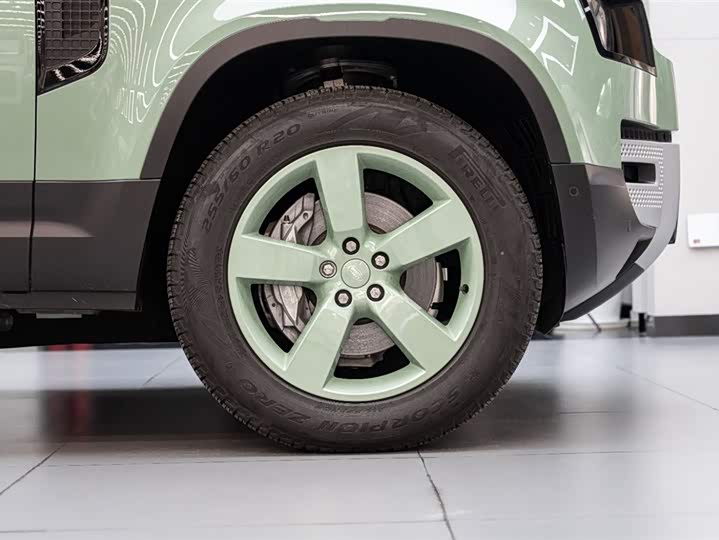 Фото 6 - Land Rover Defender