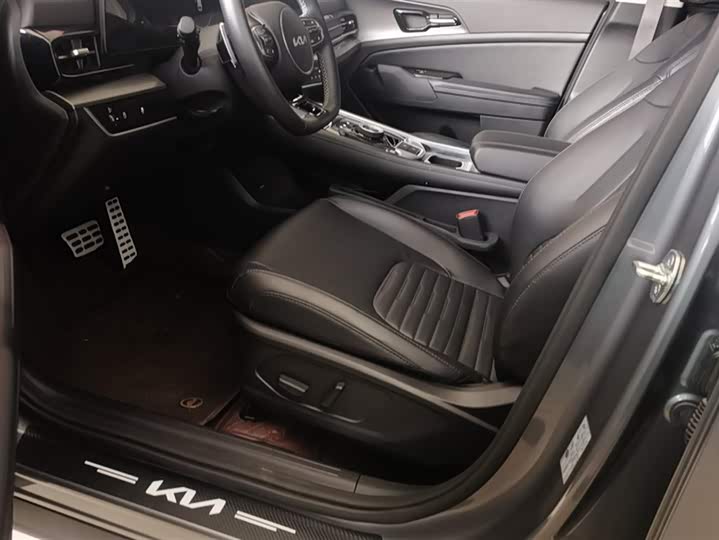 Фото 9 - Kia Sportage