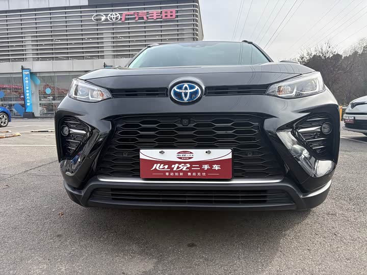 Фото 2 - Toyota Wildlander