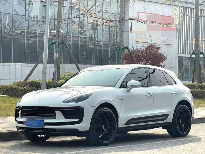Фото 1 - Porsche Macan