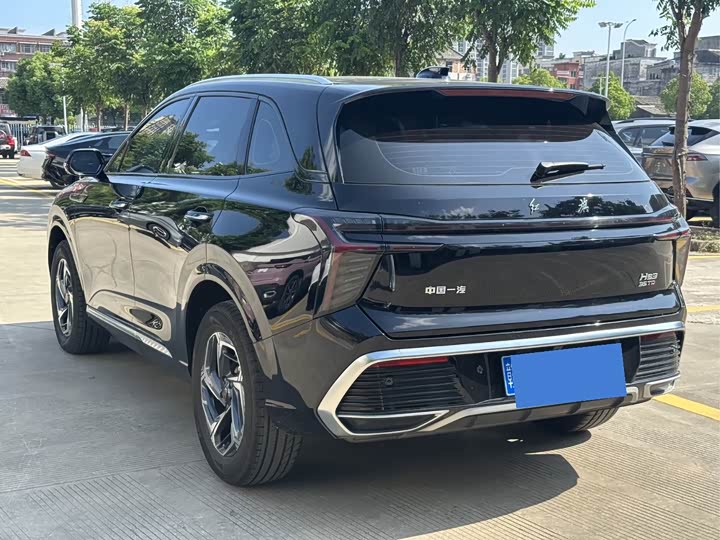 Фото 7 - Hongqi HS3
