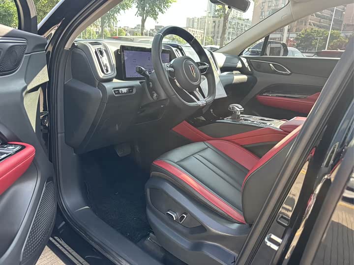 Фото 8 - Hongqi HS3