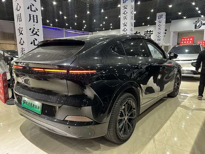 Фото 8 - XPeng G6