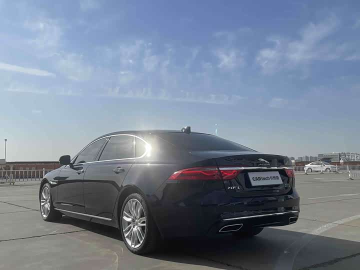 Фото 6 - Jaguar XF L