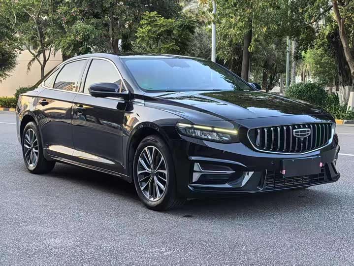 Фото 3 - Geely Preface