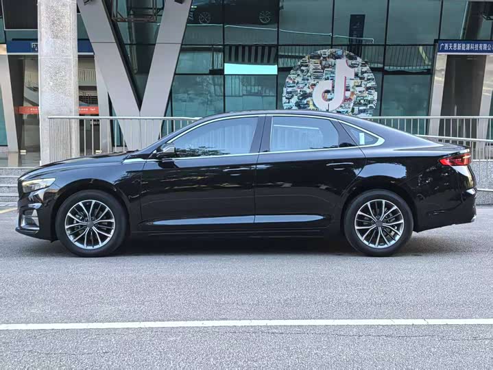 Фото 5 - Geely Preface