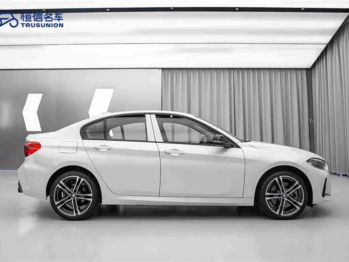 Фото 4 - BMW 1 Series