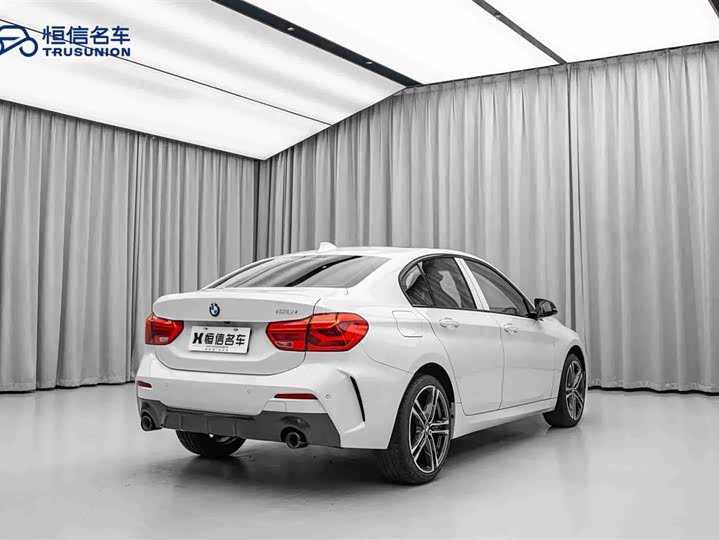 Фото 5 - BMW 1 Series