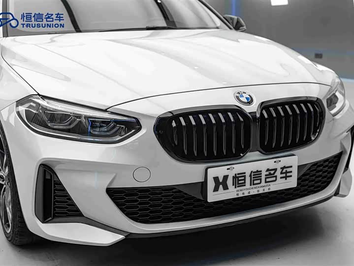 Фото 9 - BMW 1 Series