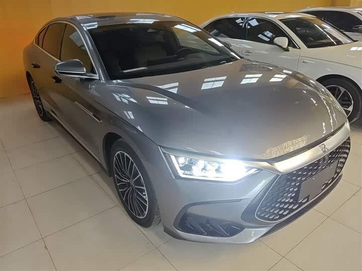 Фото 4 - BYD Han