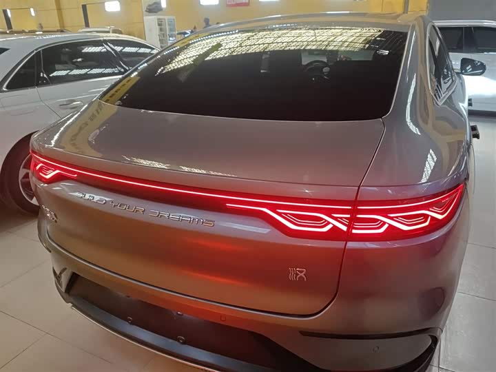 Фото 6 - BYD Han