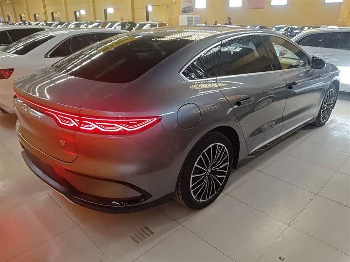 Фото 7 - BYD Han