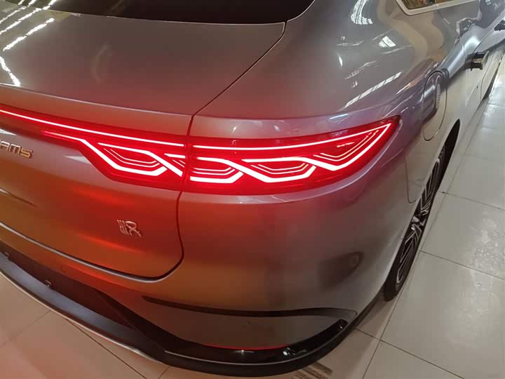 Фото 8 - BYD Han