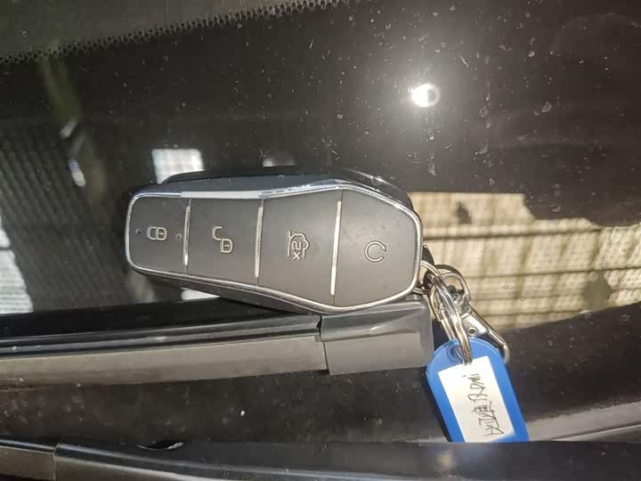 Фото 9 - BYD Han