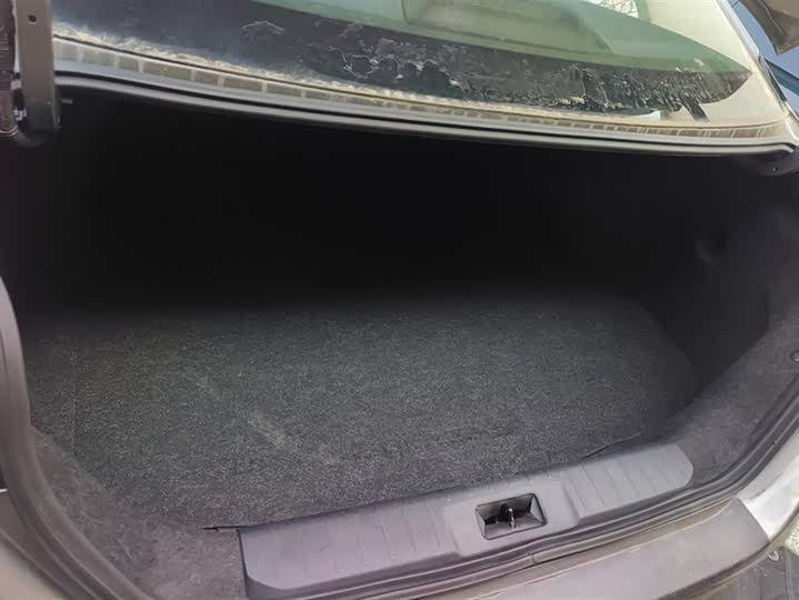 Фото 4 - Nissan Sylphy