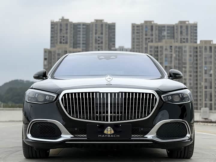 Фото 2 - Mercedes-Benz Maybach S-Class