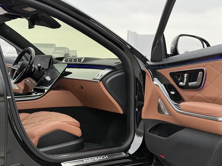 Фото 6 - Mercedes-Benz Maybach S-Class