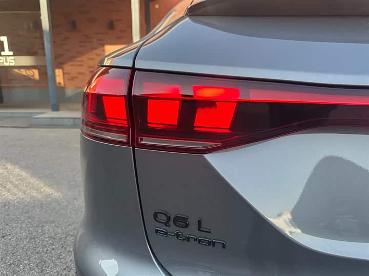 Фото 8 - Audi Q6L e-tron Sportback