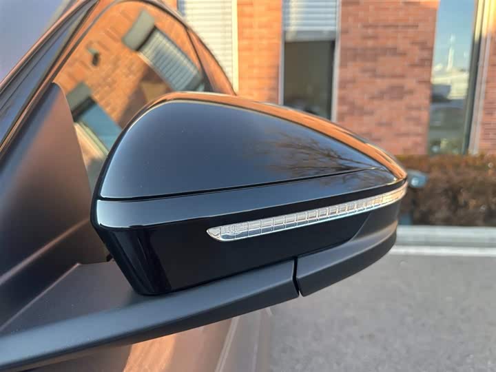 Фото 9 - Audi Q6L e-tron Sportback