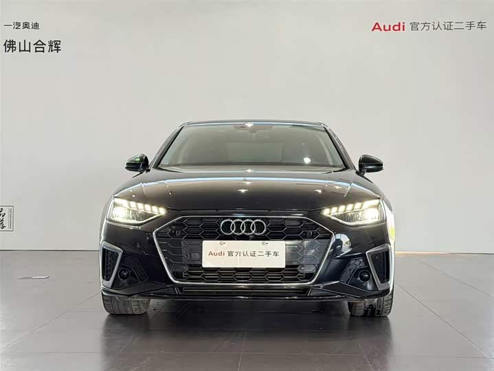 Фото 2 - Audi A4L