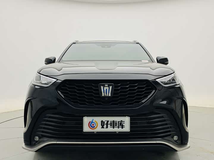 Фото 2 - Toyota Crown Kluger