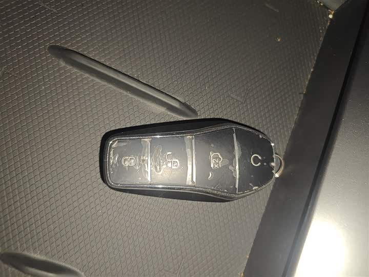 Фото 9 - BYD Qin L