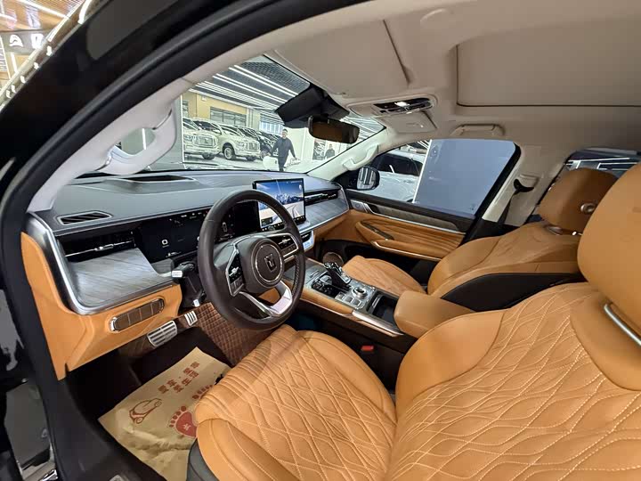 Фото 7 - Tank 500 Hybrid